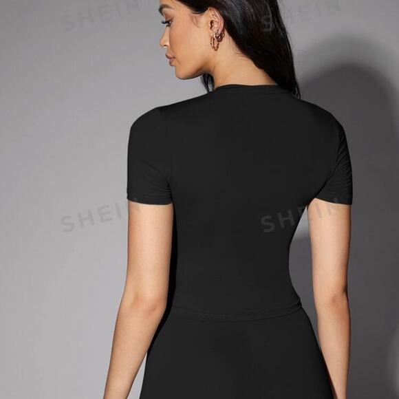SHEIN BAE Solid Fitted Tee size xs NWT - Picture 3 of 3